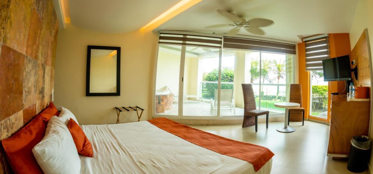Artisan Playa Esmeralda Family Beach Hotel Playa Chachalacas ภายนอก รูปภาพ