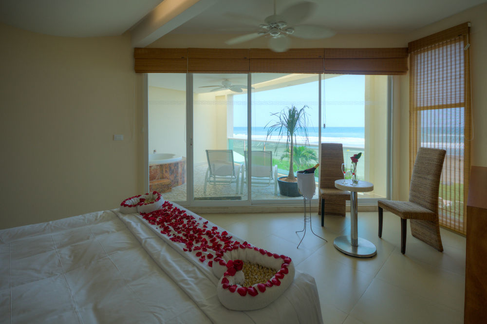 Artisan Playa Esmeralda Family Beach Hotel Playa Chachalacas ภายนอก รูปภาพ